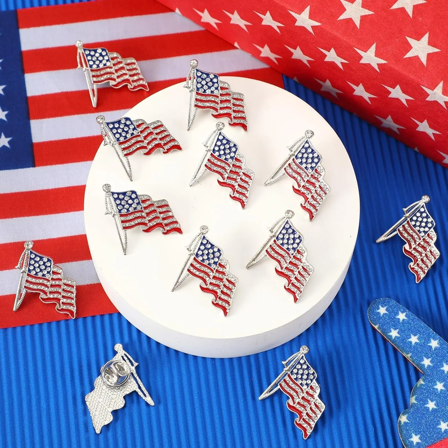 12 PCS American Flag Brooch Rhinestone Crystal Patriotic Lapel Pins USA Waving Flag Badges Pins For Memorial Veteran Day 4th of July Independence Day Events Gift Clothes Bags Backpack Decor