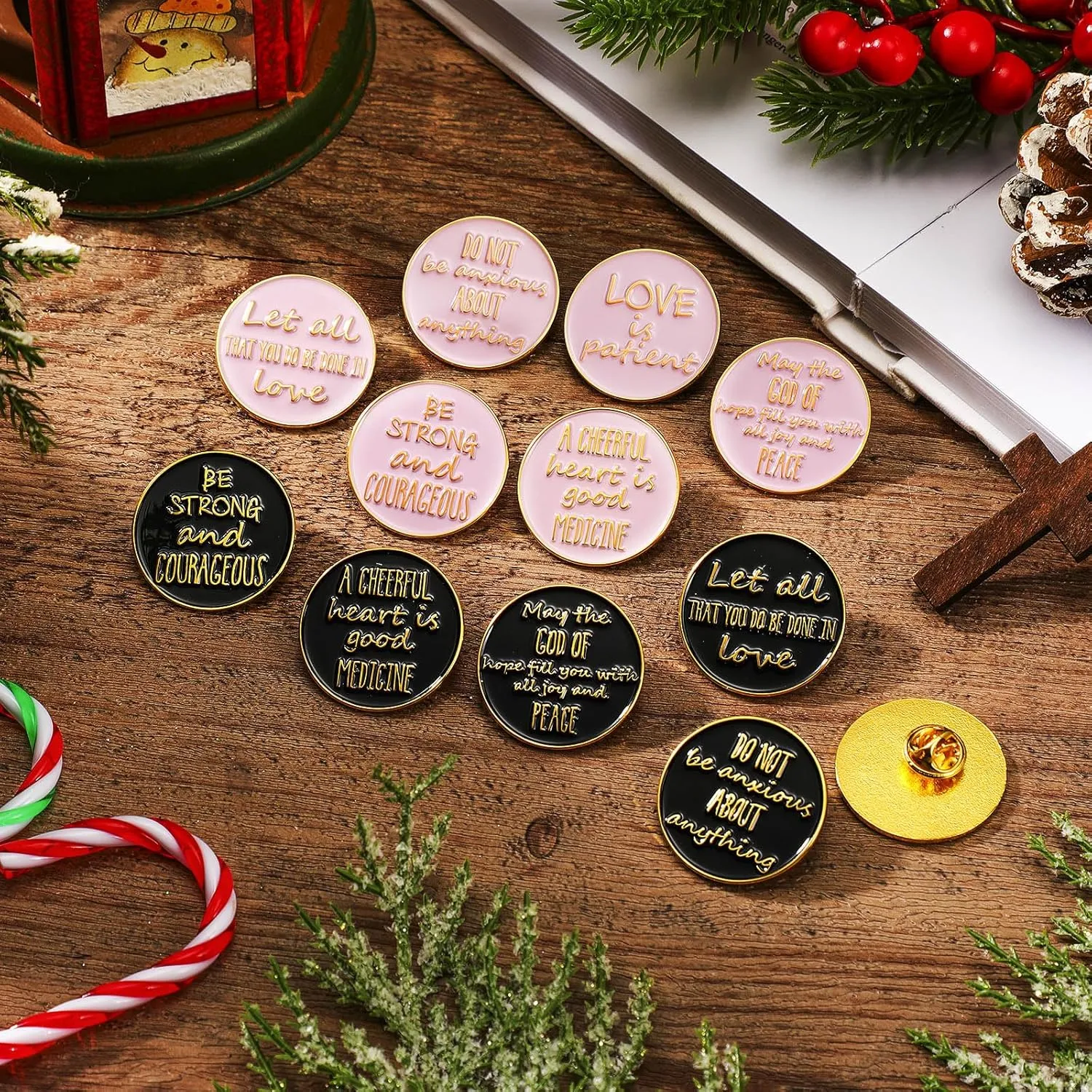 24 Pcs Jesus Pin Christian Enamel Pins Christ Bible Verses Badges Father's Day Church Gift Bulk Inspiration Enamel Lapel Metal Badge Brooch for Appreciation Religious Gifts for Women