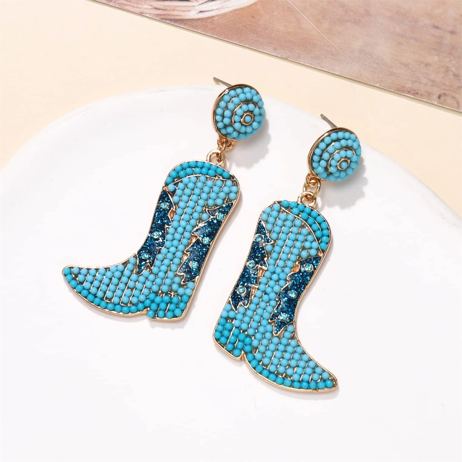 Beaded Cowboy Boot Earring Western Cowgirl Boots Earrings for Women Boho Shoes Dangle Drop Earrings Y2k Jewelry Party Gift