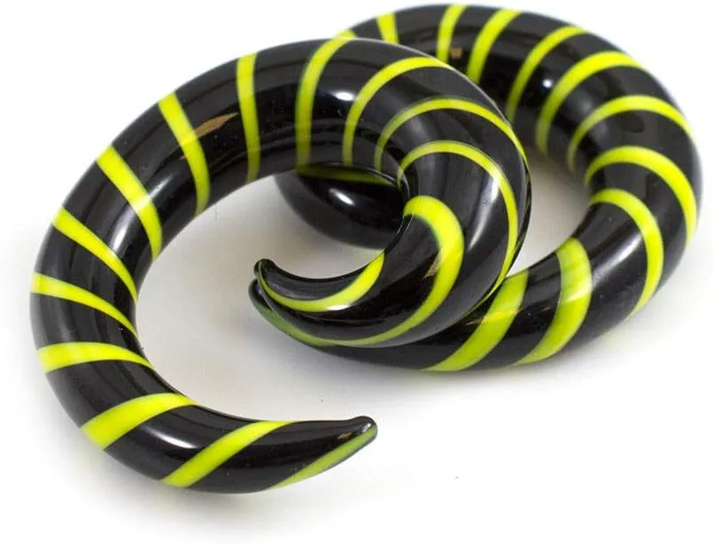 BodyJewelryOnline Pair of Black & Green Stripe Spiral Glass Tapers