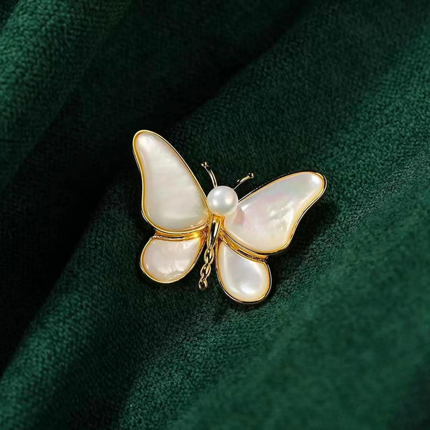 brooches for women, la luen Bow Brooch Pins Sweater Shawl Clips Faux Pearl Brooch Pins for Women