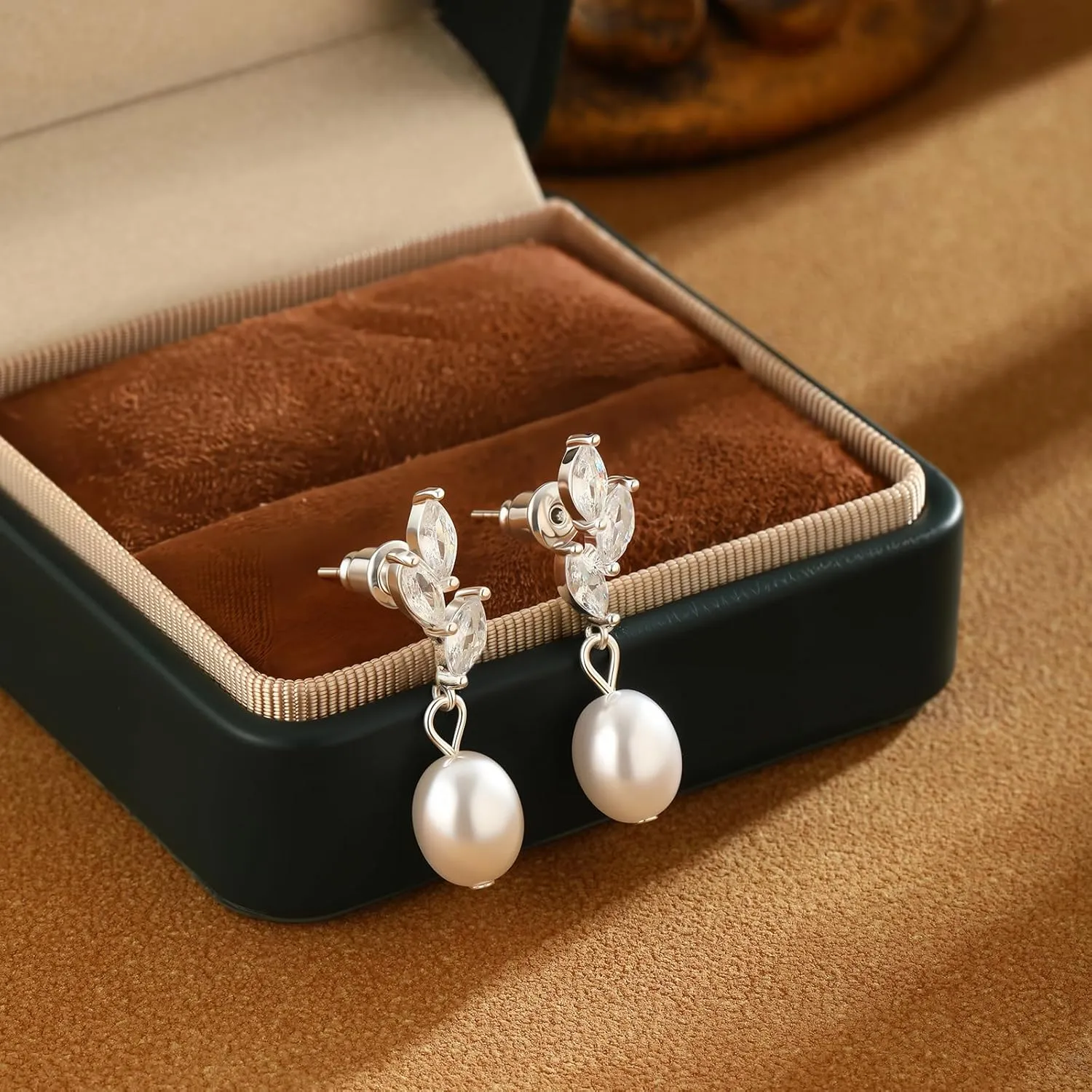 Chic Leaf Earrings for Women,Gold/Silver Cubic Zirconia Huggie Leaf Dangle Earrings Dainty Hypoallergenic Earring Jewelry Birthday Gifts