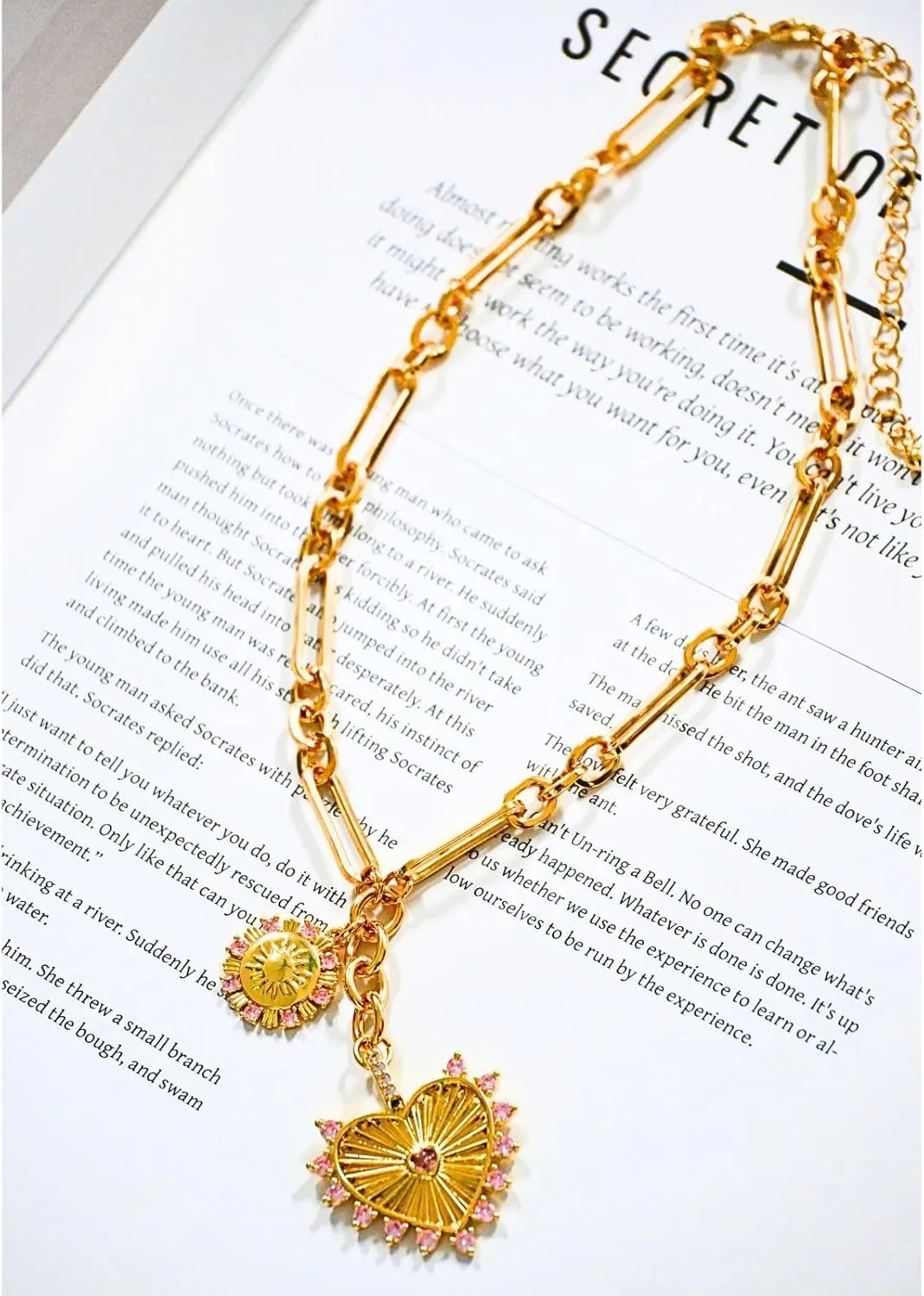 Chunky Gold Heart Necklaces for Women 18K Gold Plated Charm Necklace Sun Pendant Chain Jewelry.