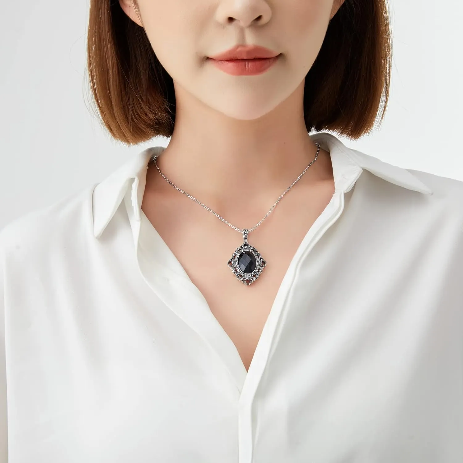 Coin Pendant Necklace for Women 18K Gold and Silver Intertwined Crossover Pendant Two Tone Necklaces Christmas Jewelry Gift