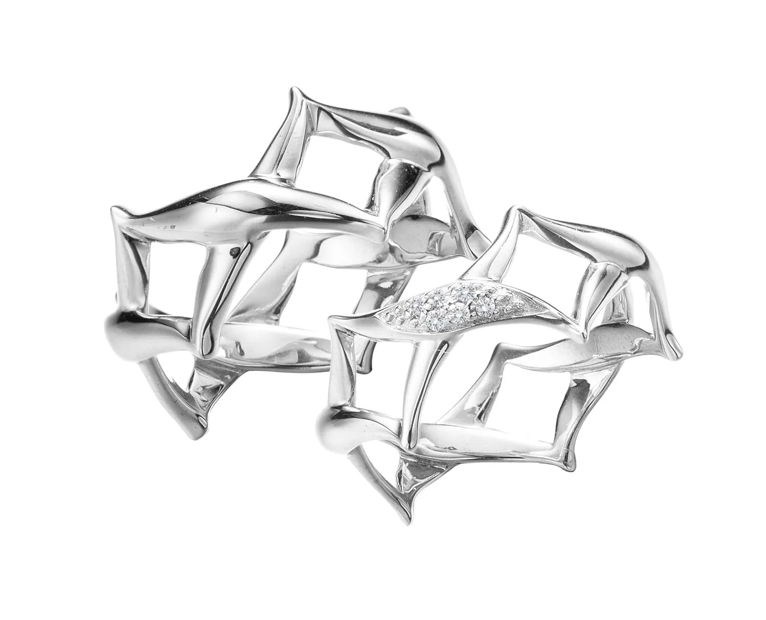 Couples ring set by Majade. Sterling silver diamond ring, his and hers promise ring, diamond eternity band. Handmade 925 silver jewelry. Unique matching ring set. Wide band criss cross X ring.