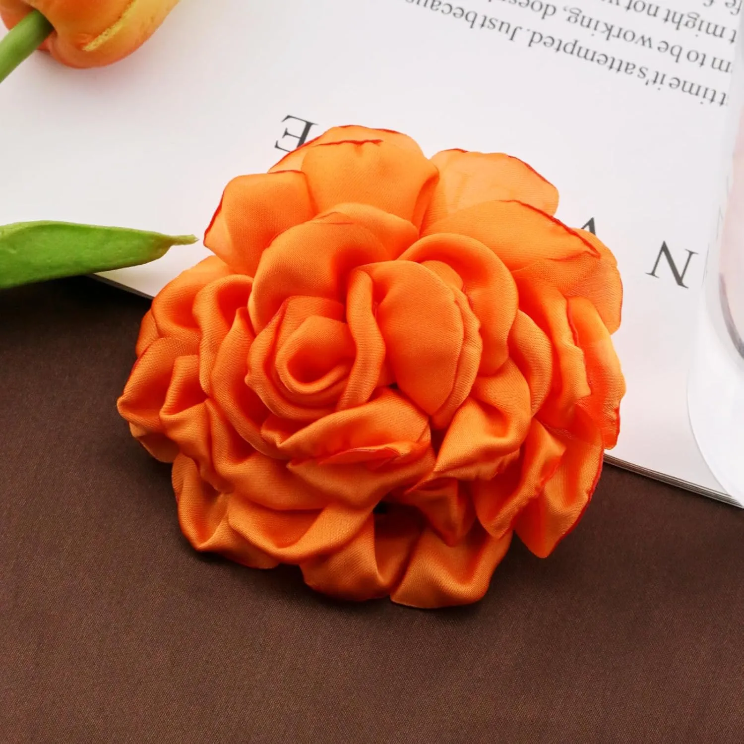 CSIYANJRY99 Dainty Fabric Rose Flower Large Brooch Lapel Pins Delicate Elegant Handmade Flower Brooches Pin Classic for Wedding Party Dance Banquet for Women Dress Suit Ceremony Clothes Accessories Jewelry Valentine's Day Gifts