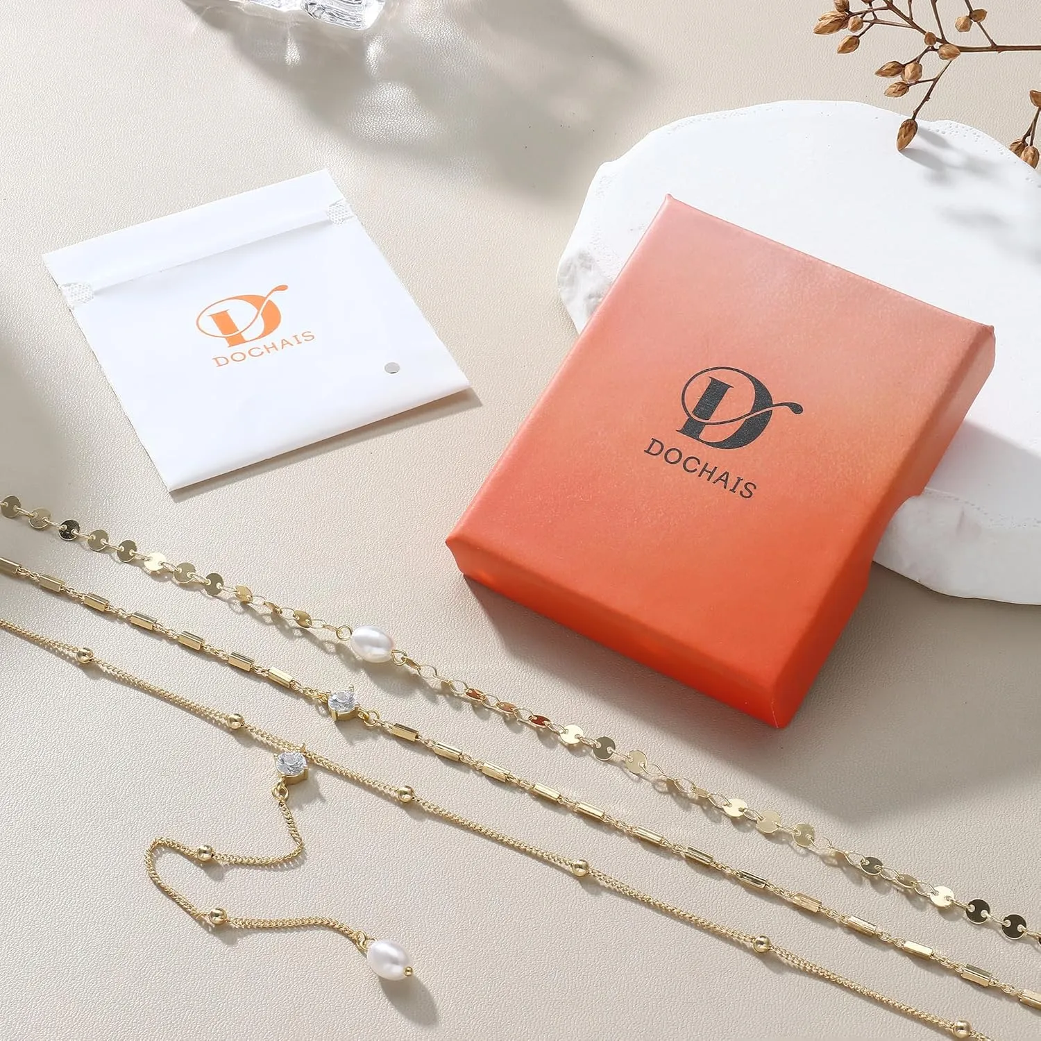 Dochais Layered Gold Chain Necklaces for Women Dainty Choker Charm Necklace Stack 14k Gold-Plated Non-Tarnish Statement Pendant Necklace Set