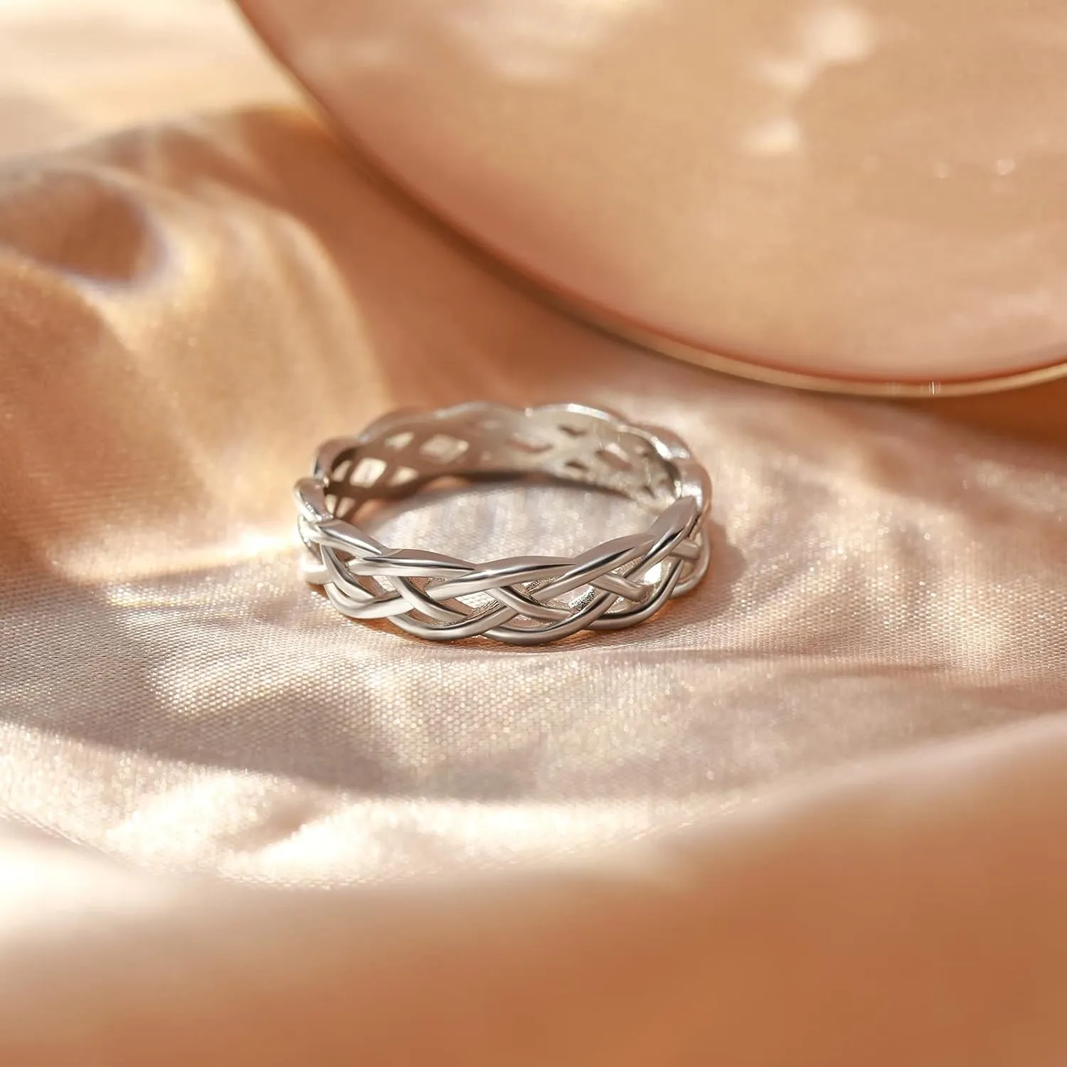 EAMTI 4MM Wedding Bands for Women Celtic Knot S925 Sterling Silver Wedding Rings Eternity Band Rings Size 3-11