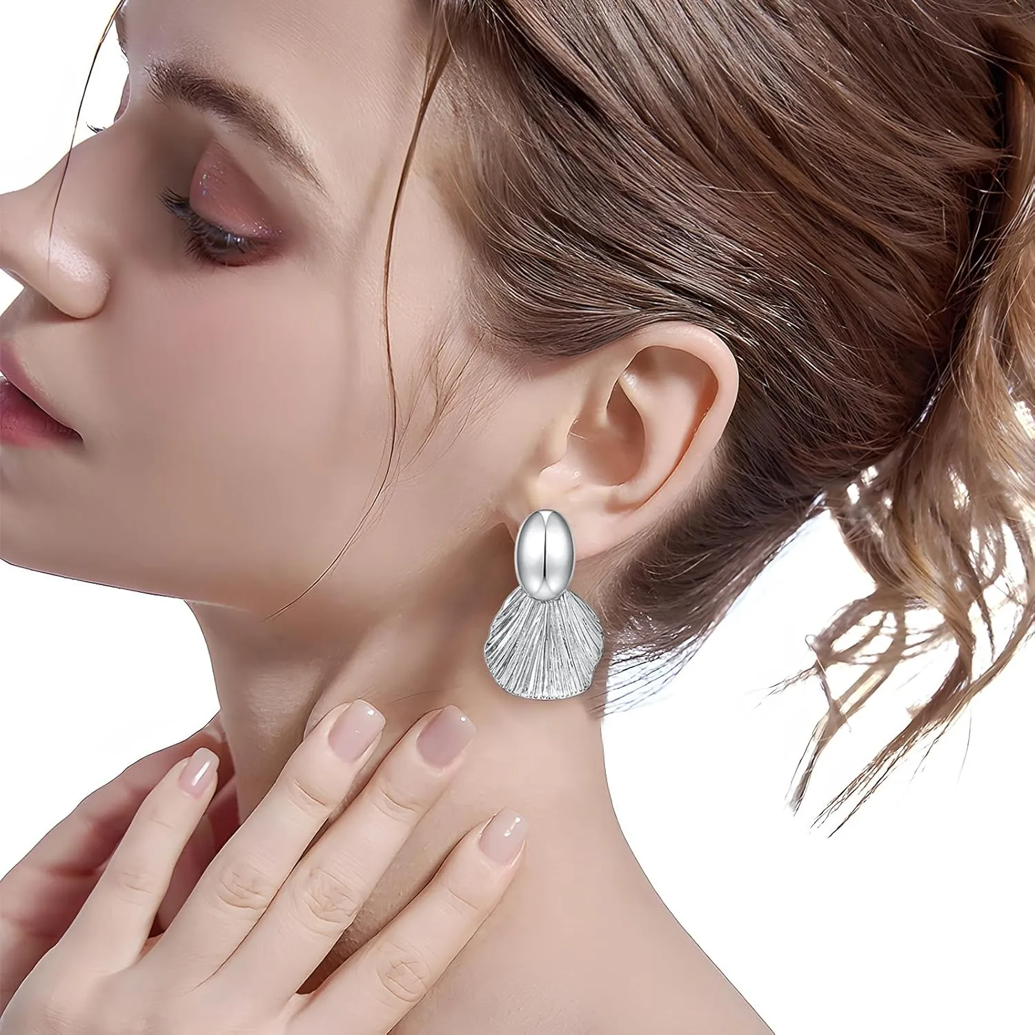Gold Earrings Dangle Chunky Fan-shaped Earrings Shell Earring for Women Two-Tone Fashion Statement Jewelry