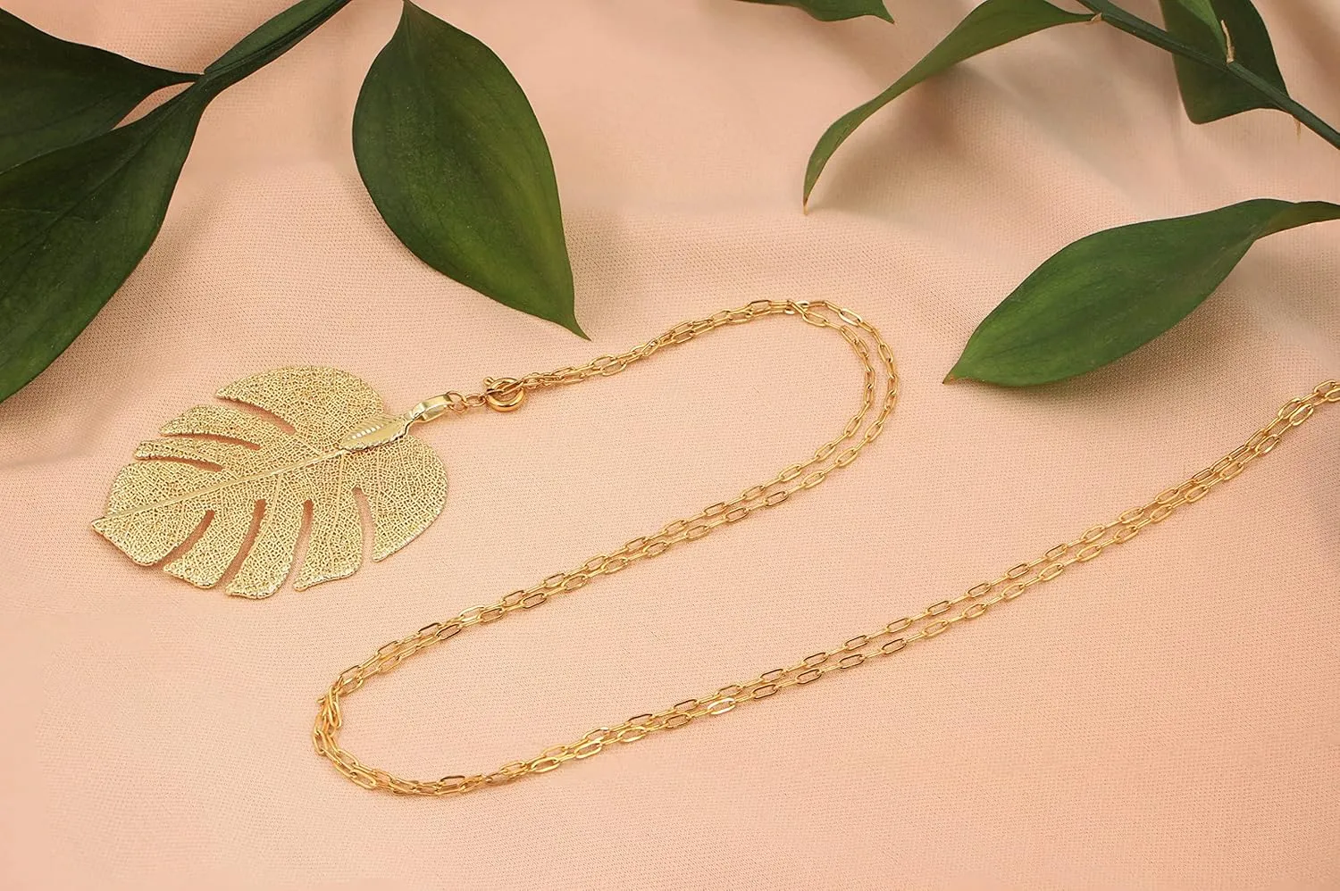Gold Monstera Necklaces for Women. Trendy Long Paperclip Chain. 14K Gold Plated. Palm Leaf Jewelry. Plant Pendant. Mothers Day Gifts for Her