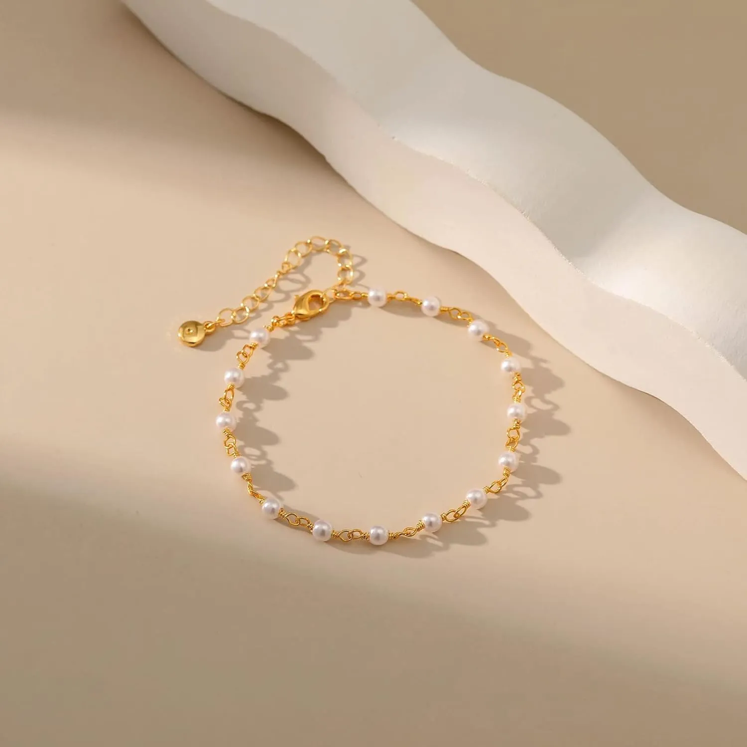 Gold Pearl Bracelet for Women 18 Gold Plated Dainty Pearl Bracelet Link Chain Bracelet for Women Teen Girls, Adjustable, Handmade Bracelet
