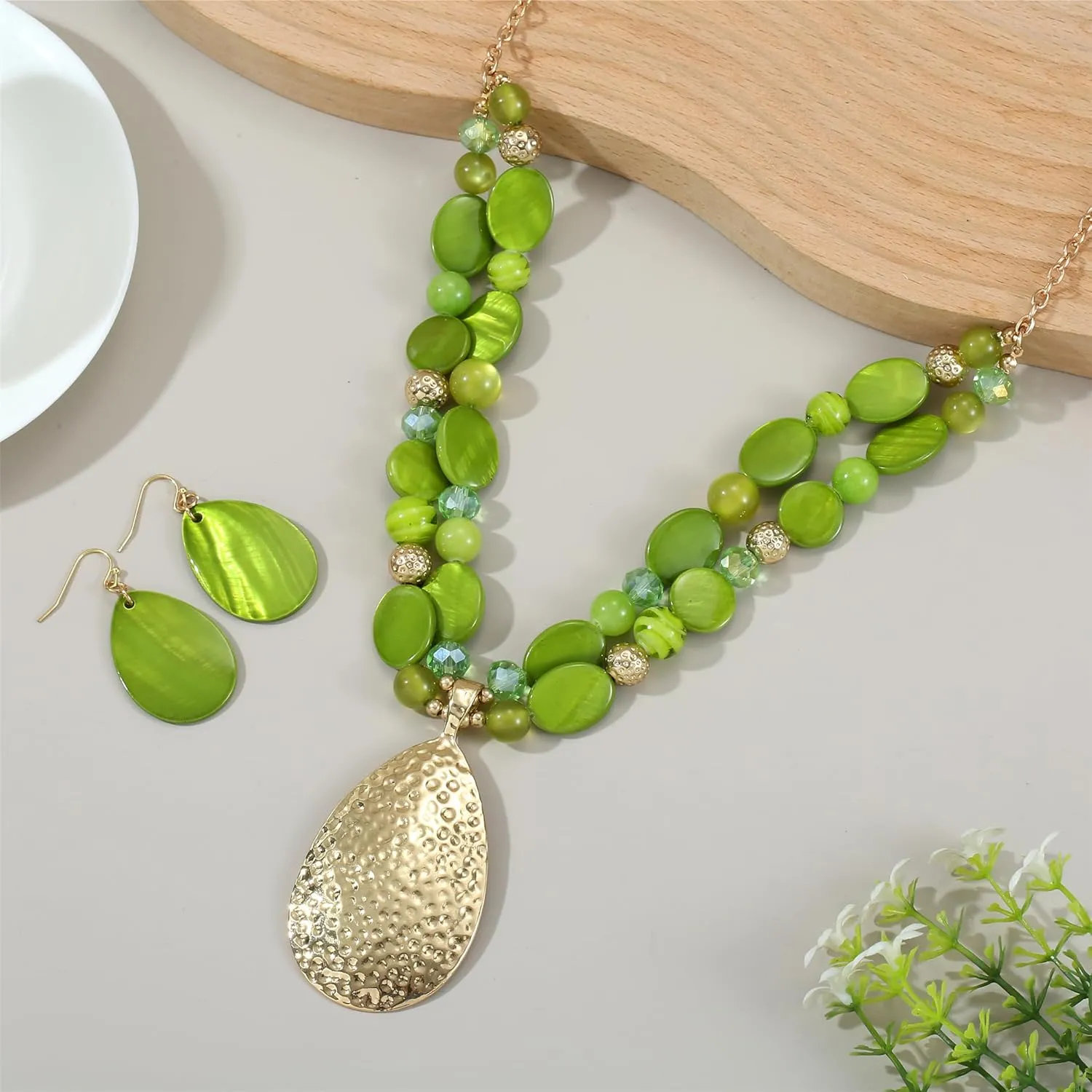 Gold/Silver 20'' 3'' Teardrop Pendant Statement Necklace for women Trendy Colorful Crystal Shell Beaded Gemstone Necklaces and Earrings Set Womens Layered Boho Chunky Necklaces and Dainty Teardrop Earrings Jewelry Gifts