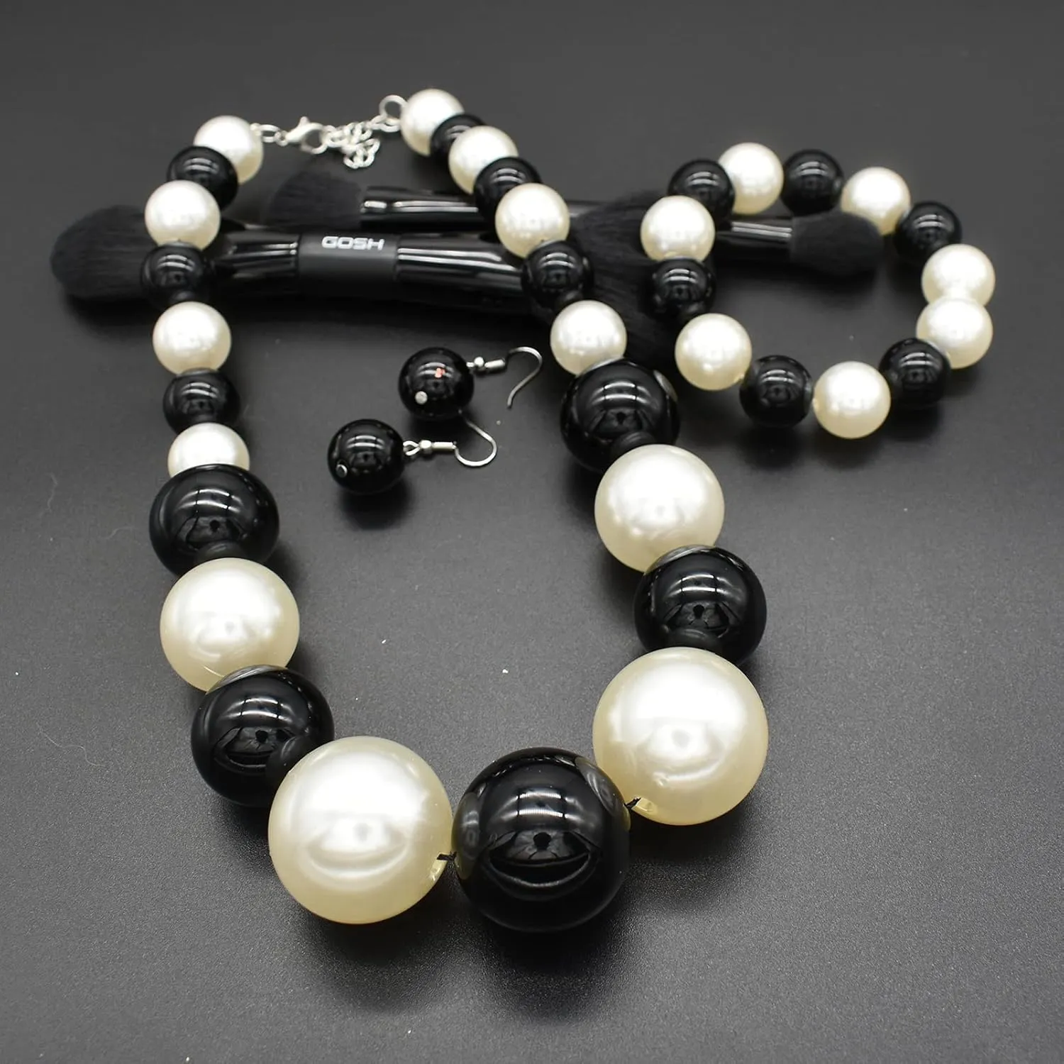JNF Chunky Big Pearl Necklace for Women Faux Pearls Necklace set Large Beaded Pearl Collar Choker Necklaces Christmas Jewelry