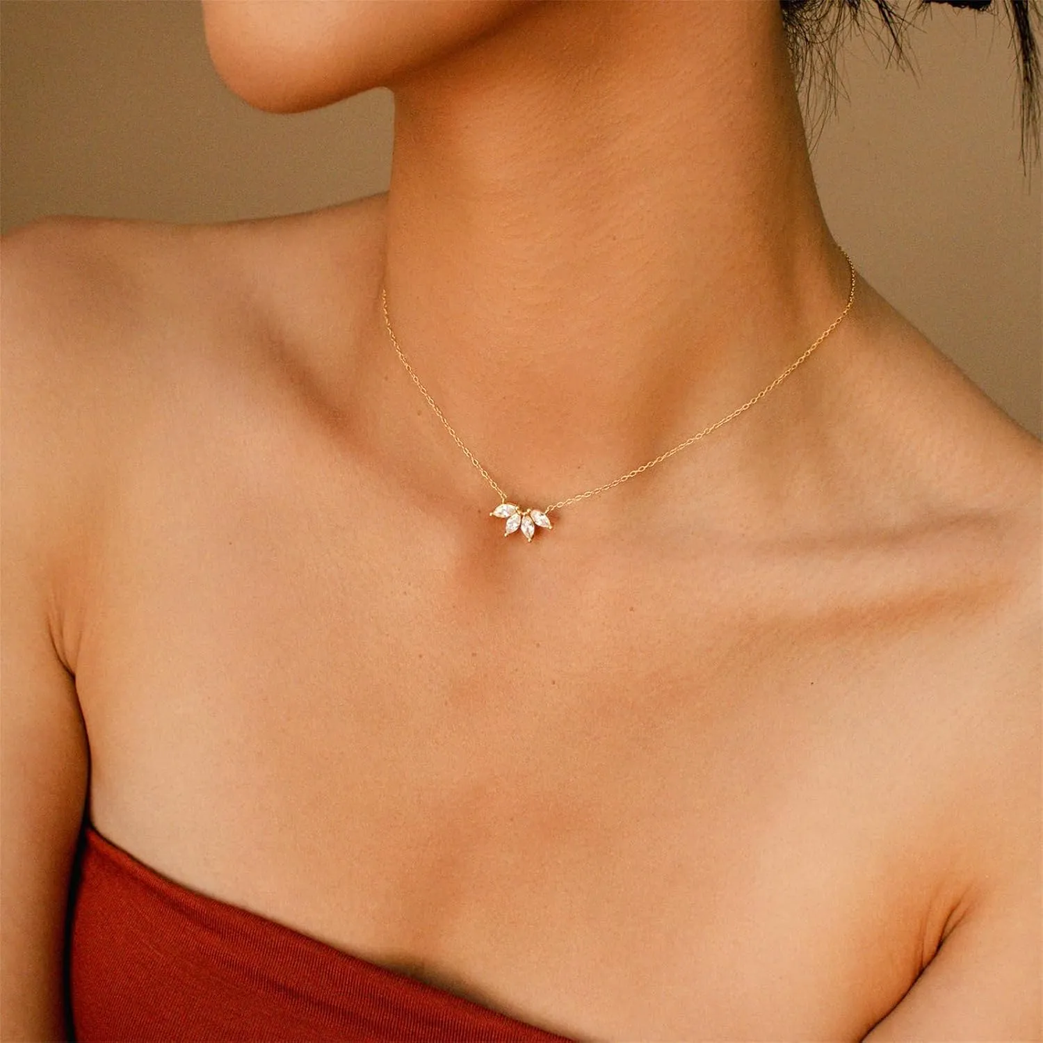 Luxval Diamond Pendant Gold Necklace for WomenDainty 18k Gold Plated Choker Necklaces Simple Gold Jewelry Gifts for Women Girls