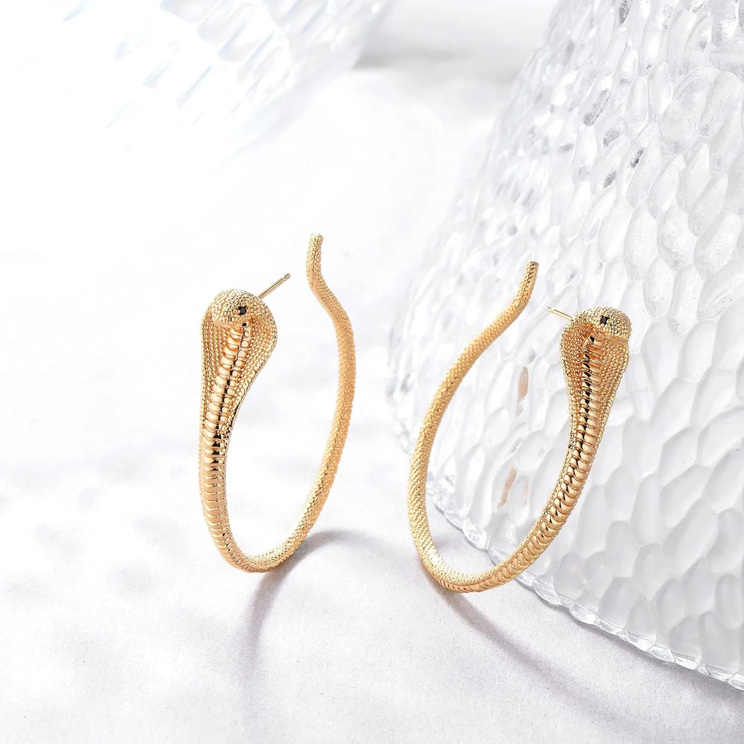 MEVECCO Dainty Gold Snake Earrings for Women 18K Gold Plated Dainty Snake Huggie Hoop Earrings Small Tiny Minimalist Snake Hoop Huggie Earrings Snake Jewelry