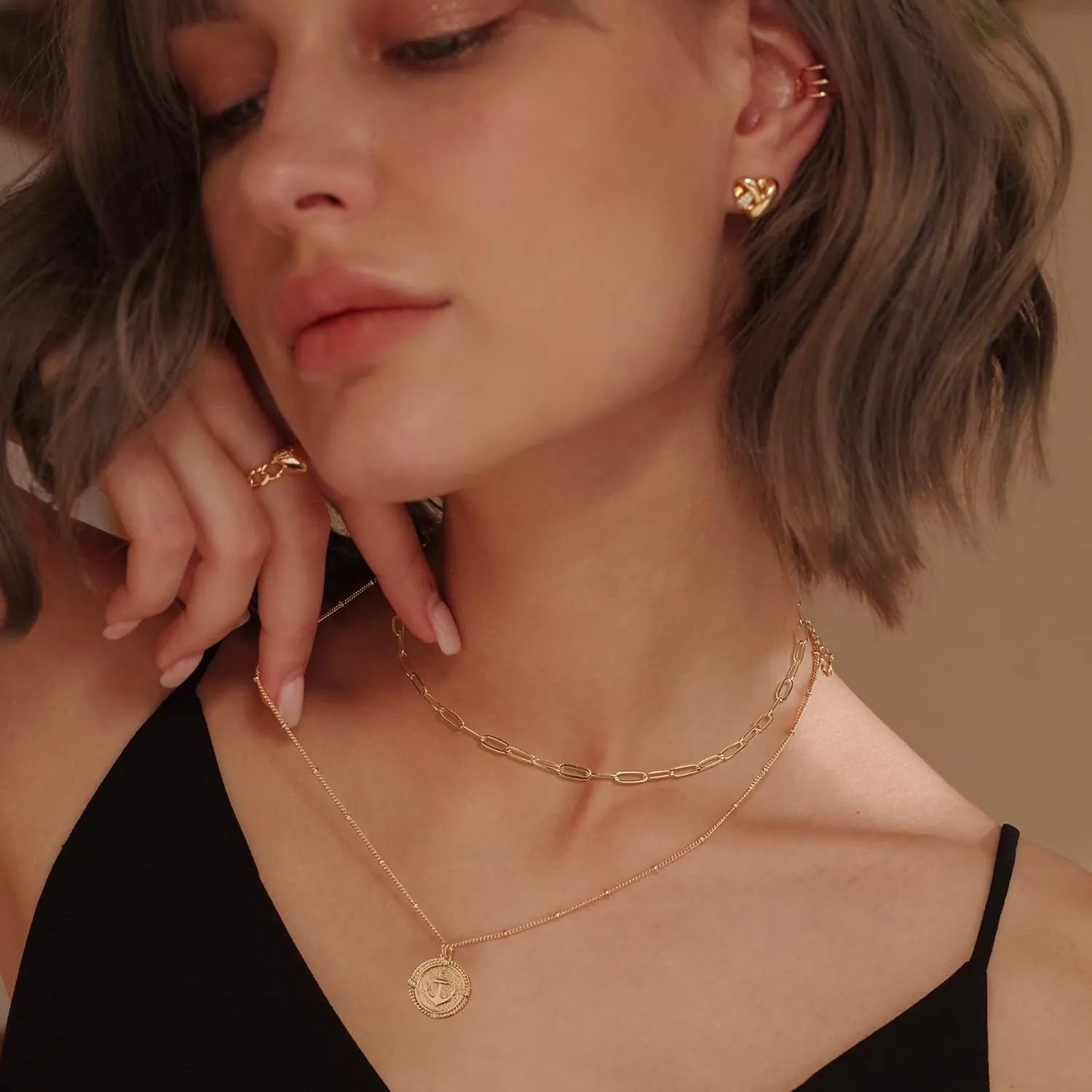 MEVECCO Gold Dainty Anchor Pendant Necklace,14K Gold Plated Cute Horizontal Hammered Necklace for Women