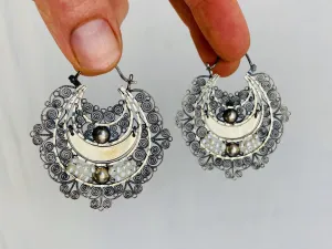 Oaxacan Filigree Earrings. Sterling Silver & Pearl. Mexico. Frida Kahlo