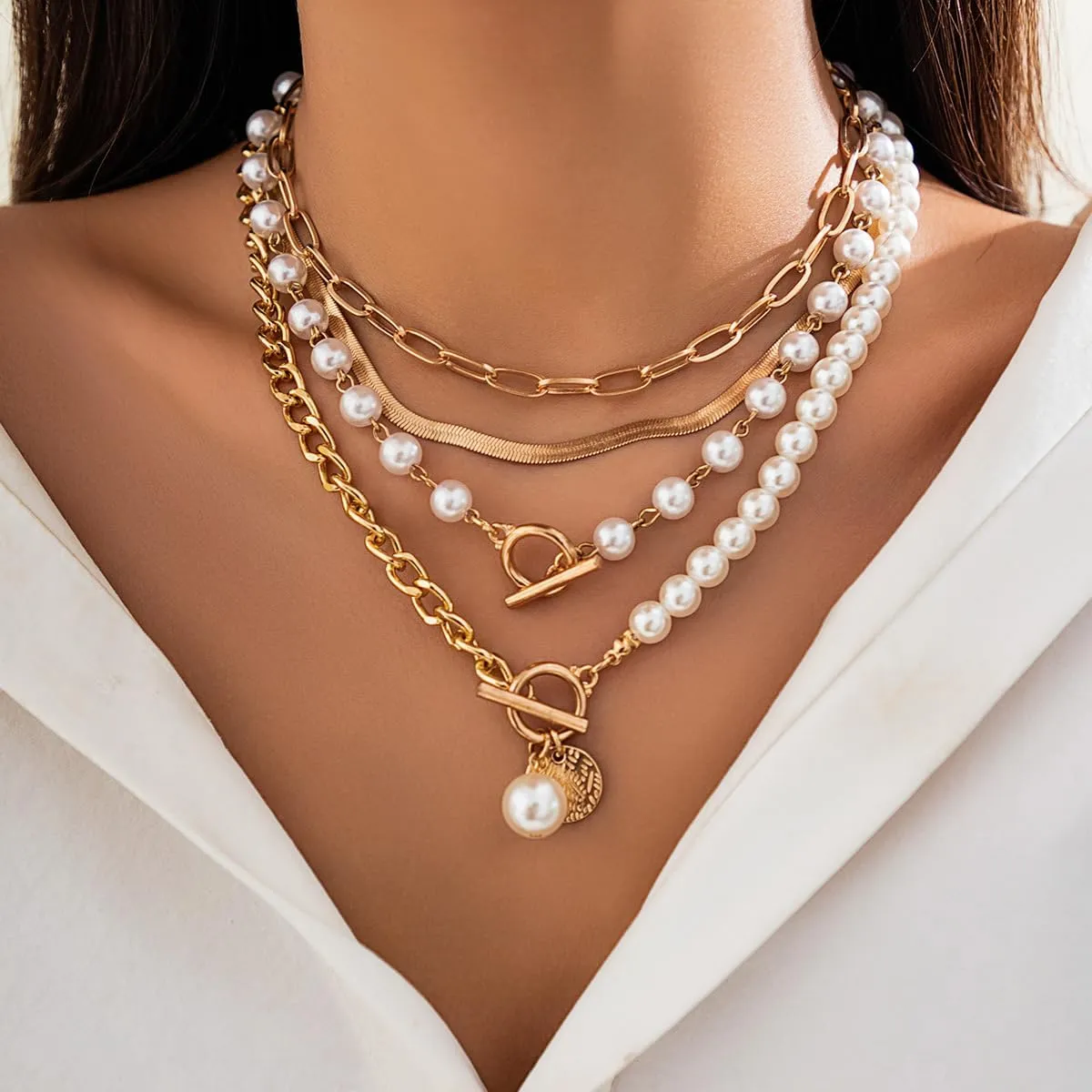 Paperclip Pearl Choker Necklace for Women Gold Layered Paperclip Chain Pearl Necklace Herringbone Necklace Trendy Layered Paperclip Pearl Necklaces Jewelry