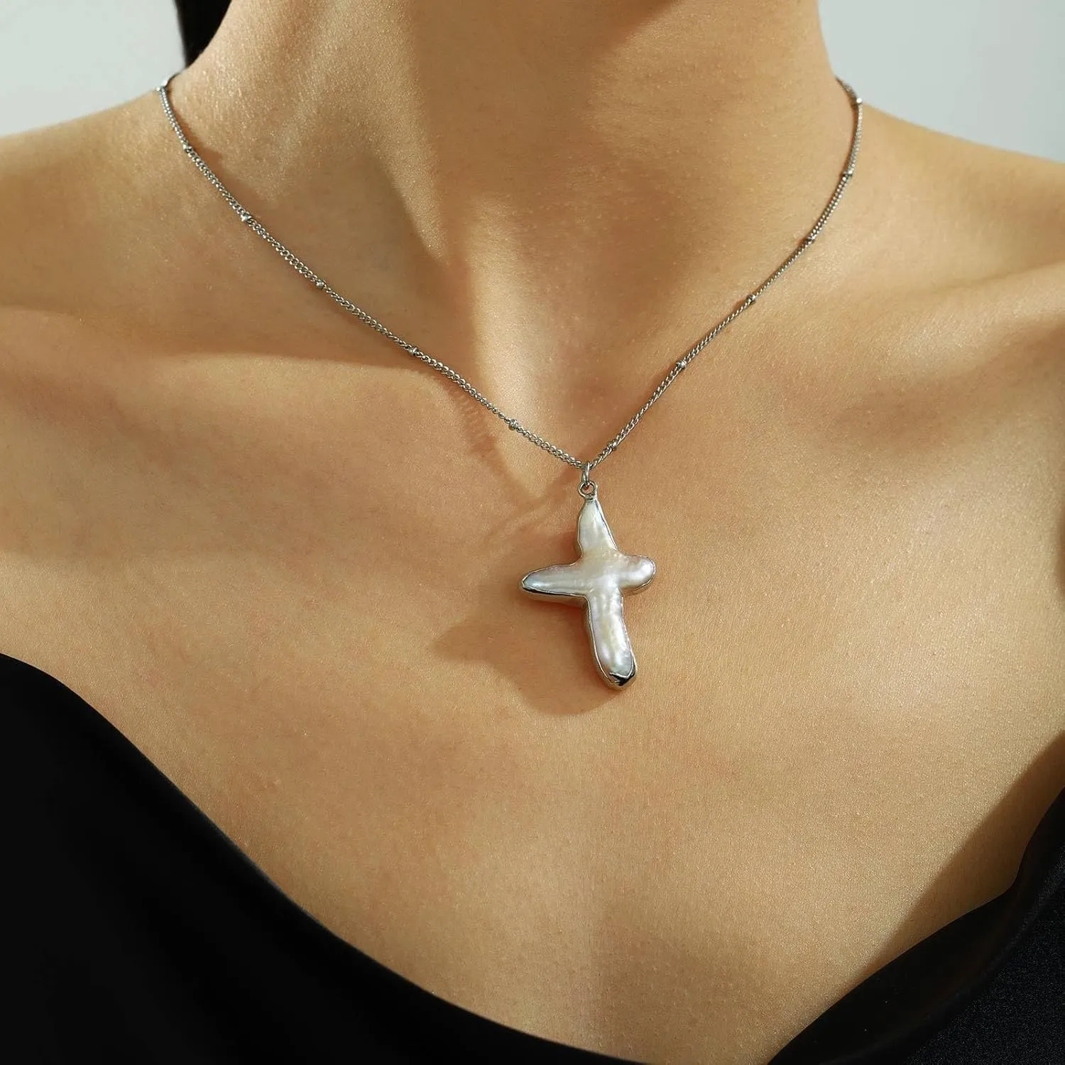 Pearl Cross Necklace for Women Freshwater Natural Chunky Baroque Pearl Necklaces Big Gold Cross Necklace Sideways Cross Christian Gifts for Women Men Trendy Jewelry