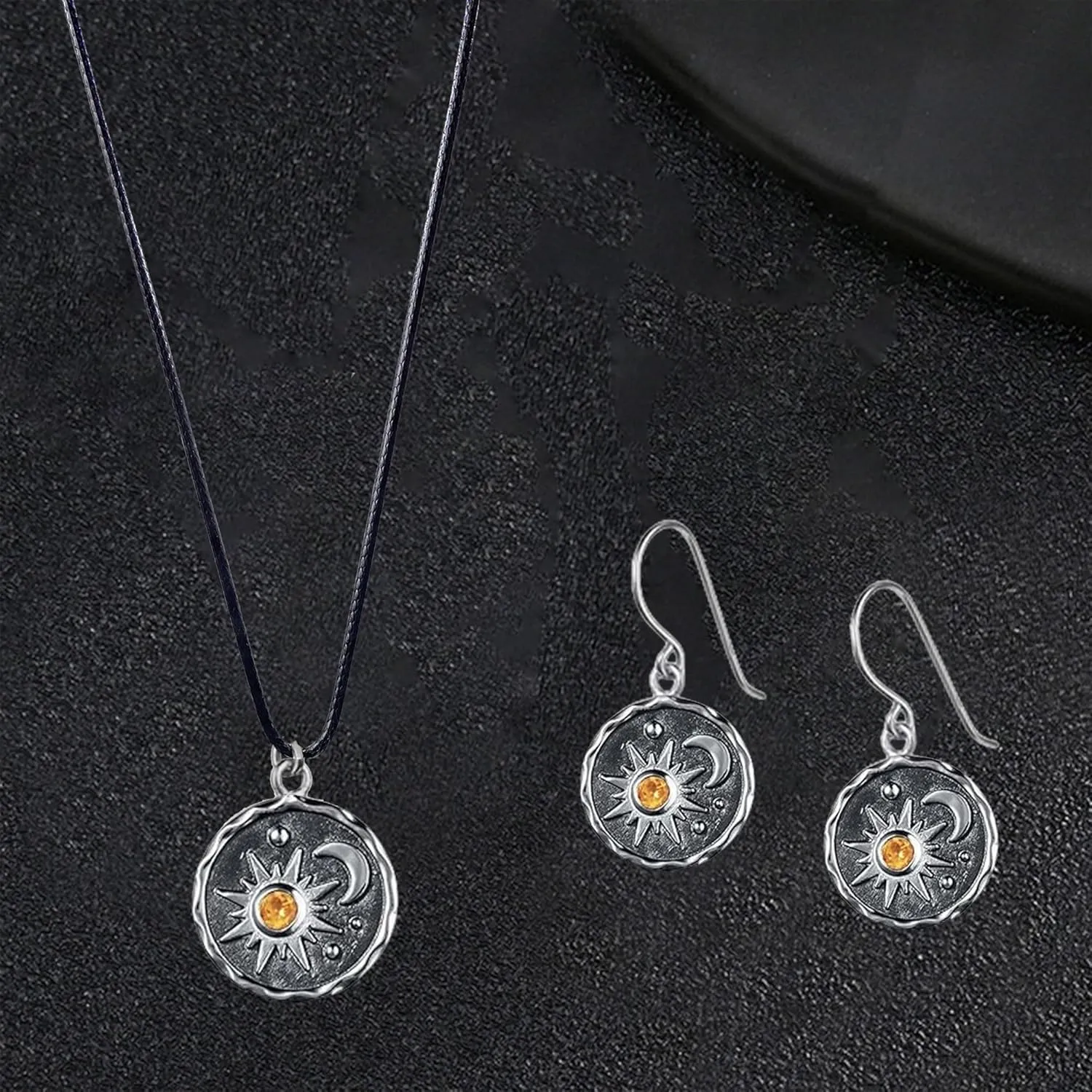Sun and Moon Dangle Earrings for Women Vintage lightweight Antiqued Gold Round Coin Earrings Jewelry